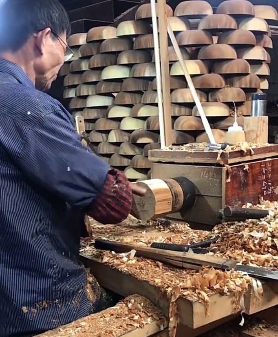 Turning Large Wood Bowls