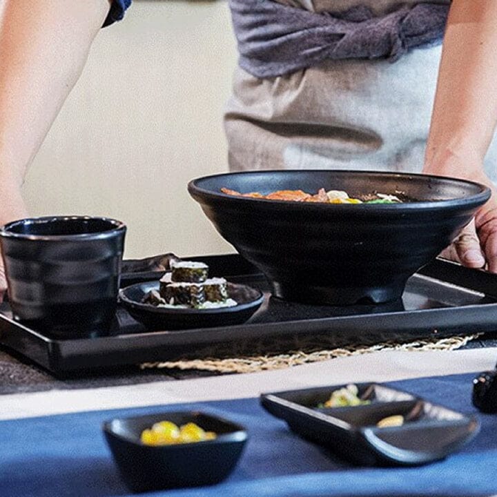 Serving Ramen Soup In Bowl