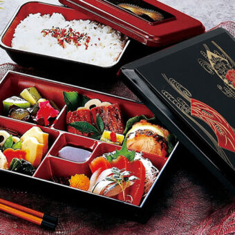 Bento Boxes With Japanese Design