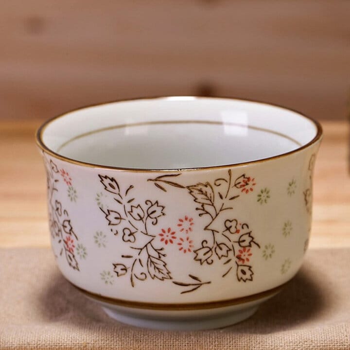 Sanshiki Floral Chawan