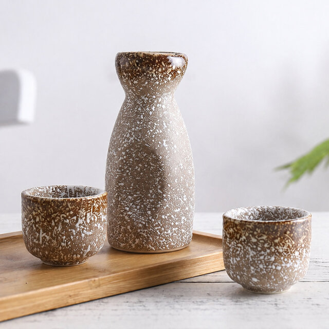 Vintage Shiroi Fureku Sake Set
