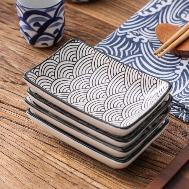 Naomi Wave Ceramic Sauce Dish