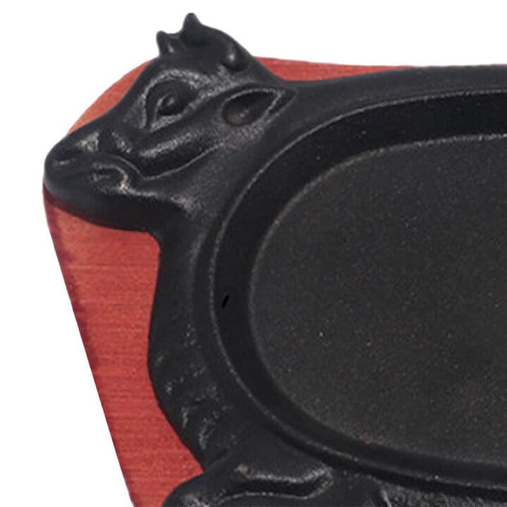 Cast Iron Cow Shaped Sizzling Plate 1