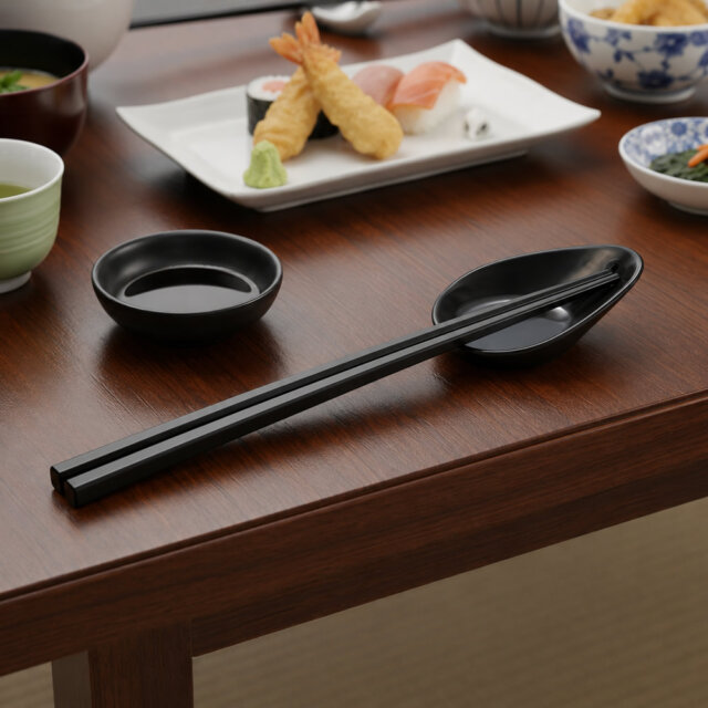 Black Sauce Dish, Chopstick & Rest Set
