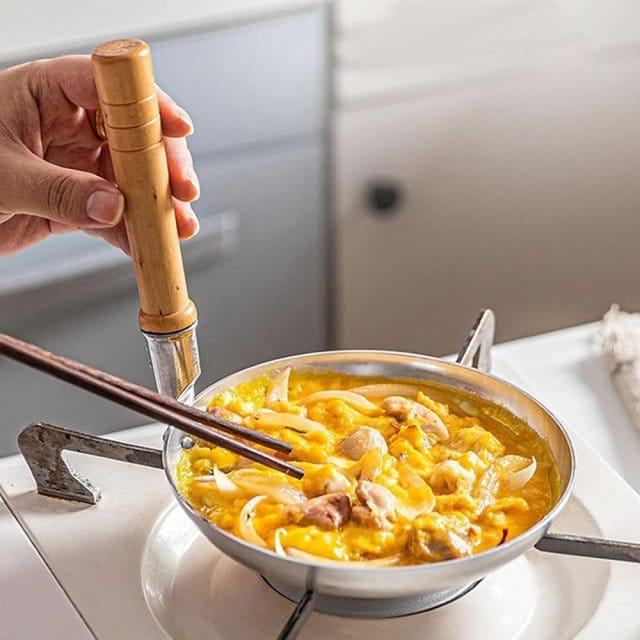 Oyakodon Pan with Lid On Stove