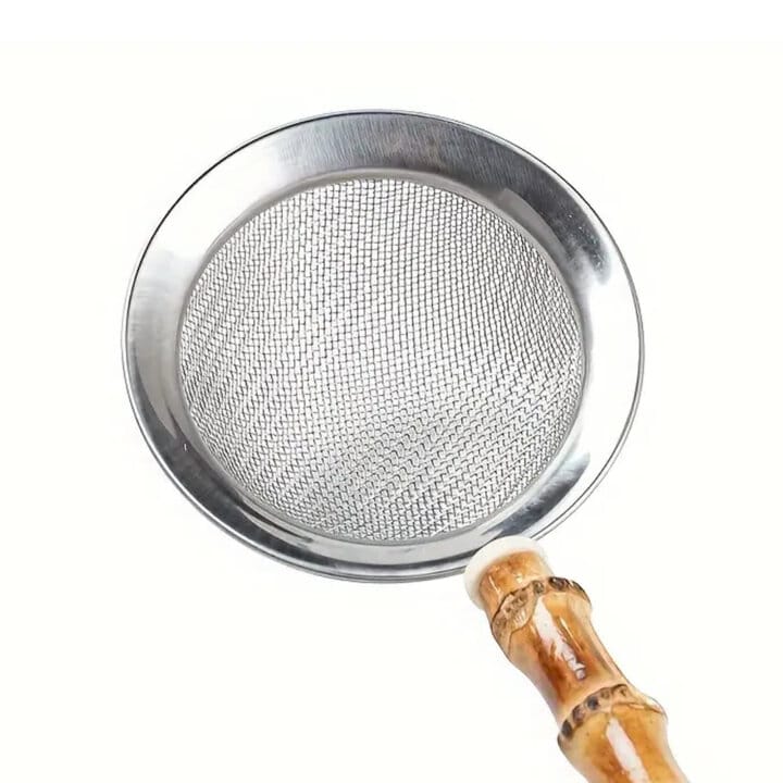 Stainless Steel &Amp; Bamboo Matcha Sifter Detailed