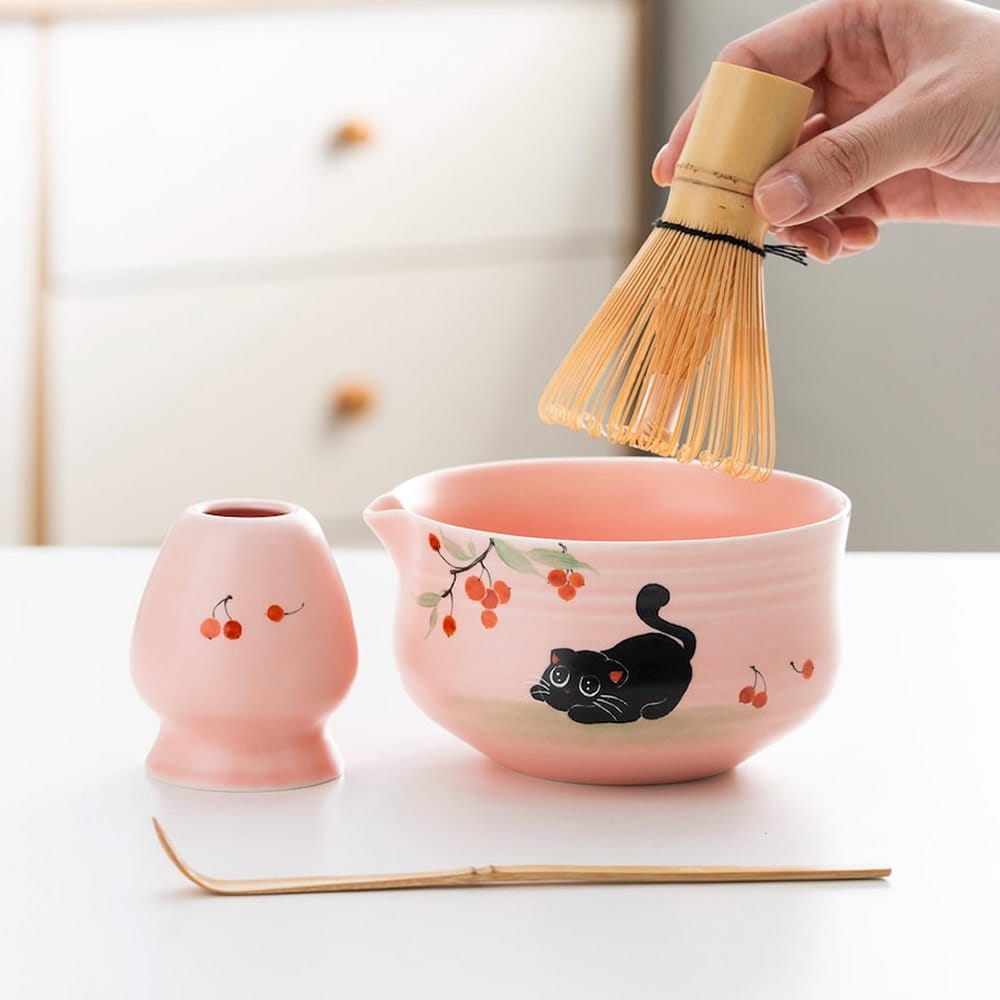 Momoiro Neko Matcha Tea Set Side
