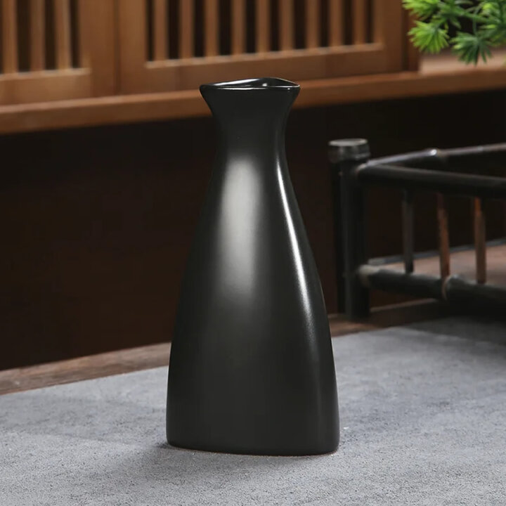 Kuro Sake Tokkuri &Amp; Ochoko Setting