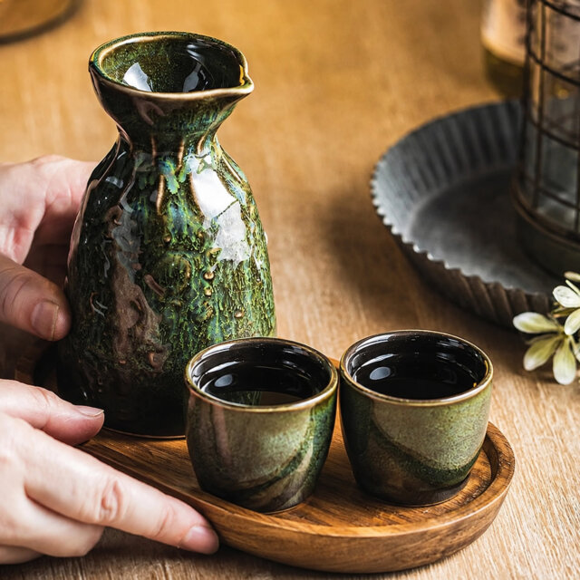 Moss Green Sake Settings